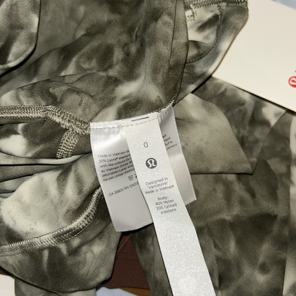 NWT Lululemon Align Pant 25" *Diamond Dye Light Sage Army Green Dark Olive Sz 0 - Picture 7 of 9
